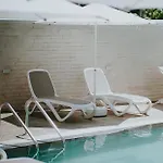Martiness Otel