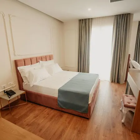 Hotel Martiness 4*