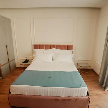 Martiness Hotel