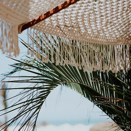 Отель Martiness