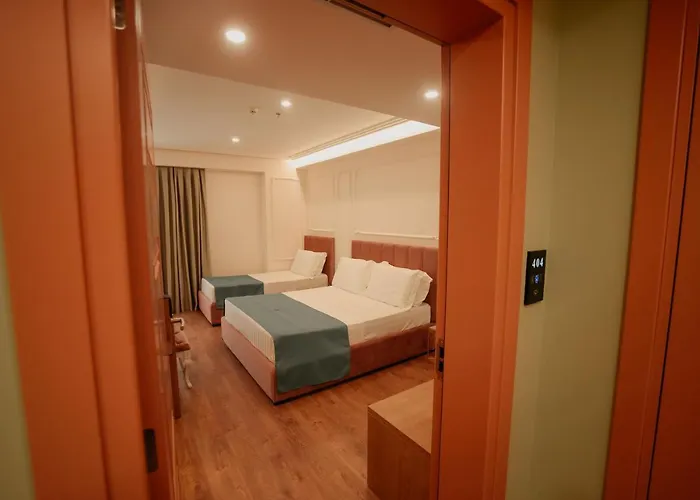 Martiness Otel 4*
