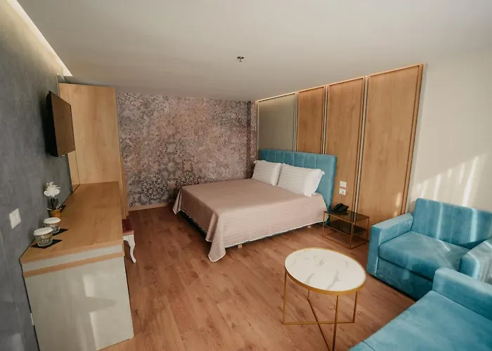 Martiness Otel 4*