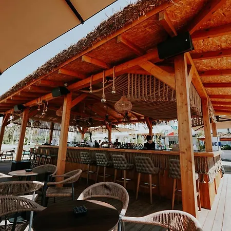 Martiness 4* דורס