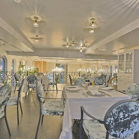 Martiness Hotel Durrës